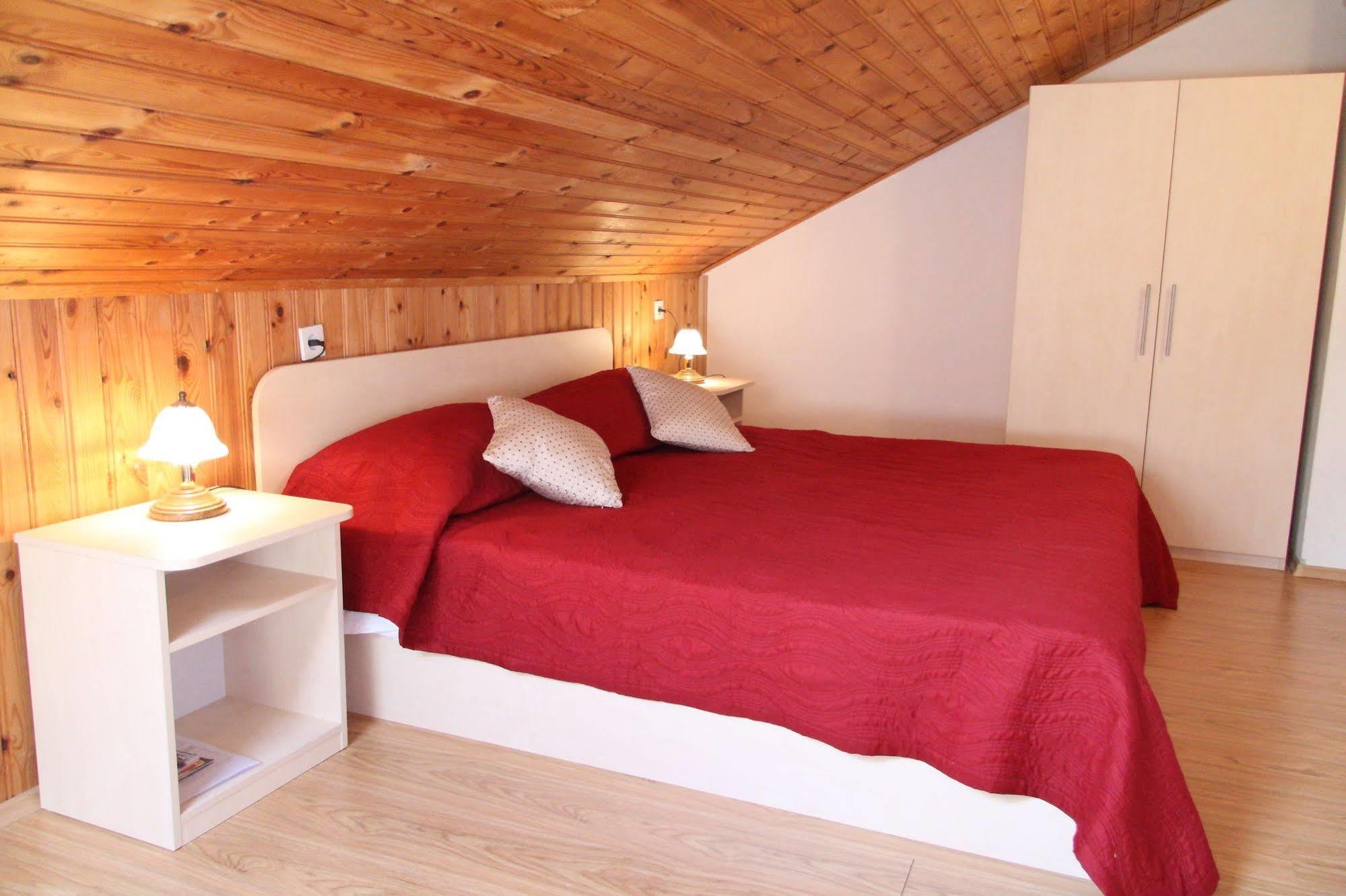Pansion Lovac Hotel Cavtat Exterior photo