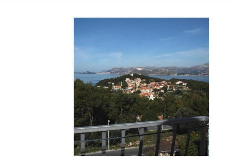Pansion Lovac Hotel Cavtat Exterior photo